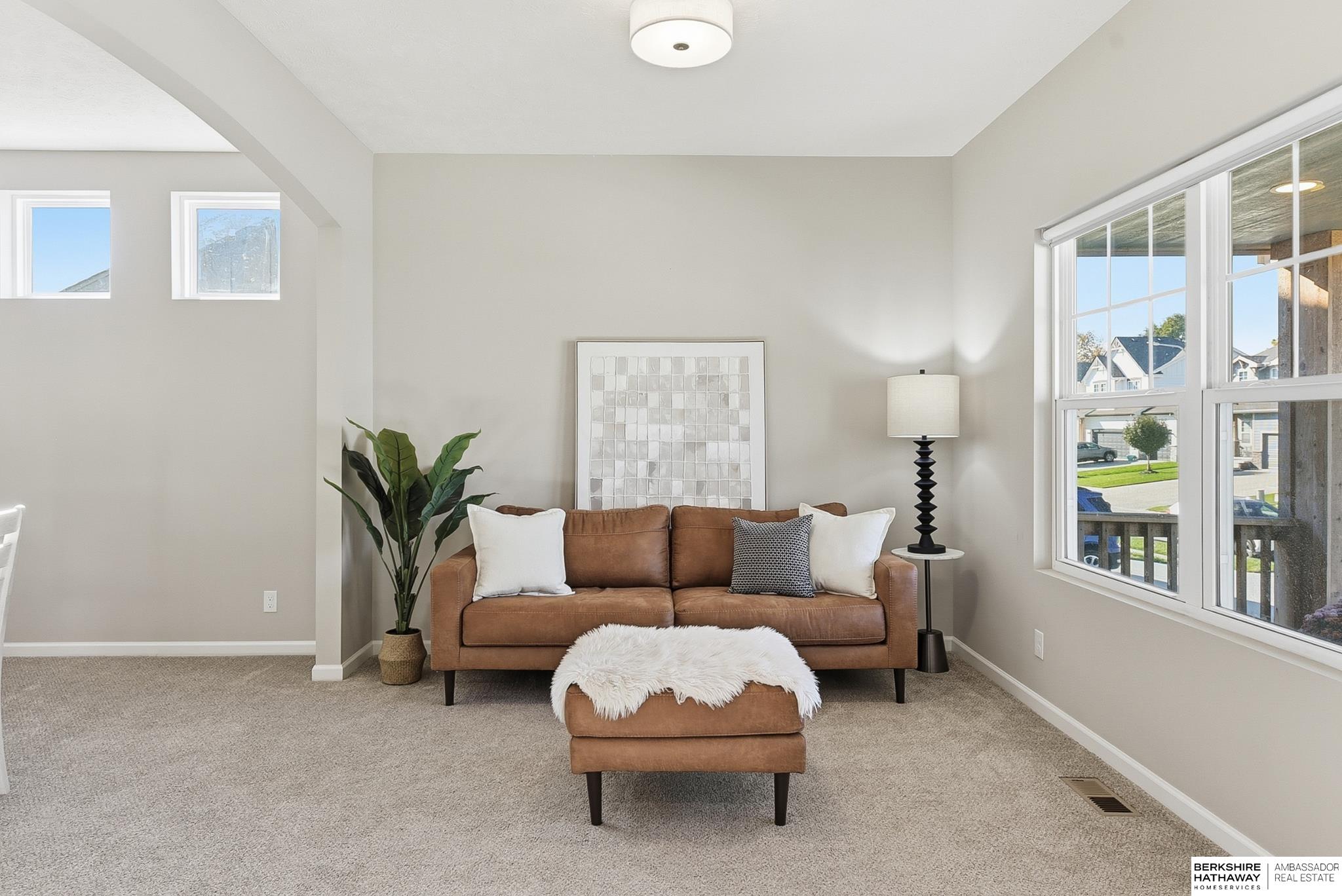 Bennington, Nebraska 68007, United States, 4 Bedrooms Bedrooms, ,2 BathroomsBathrooms,Residential,Active,237468