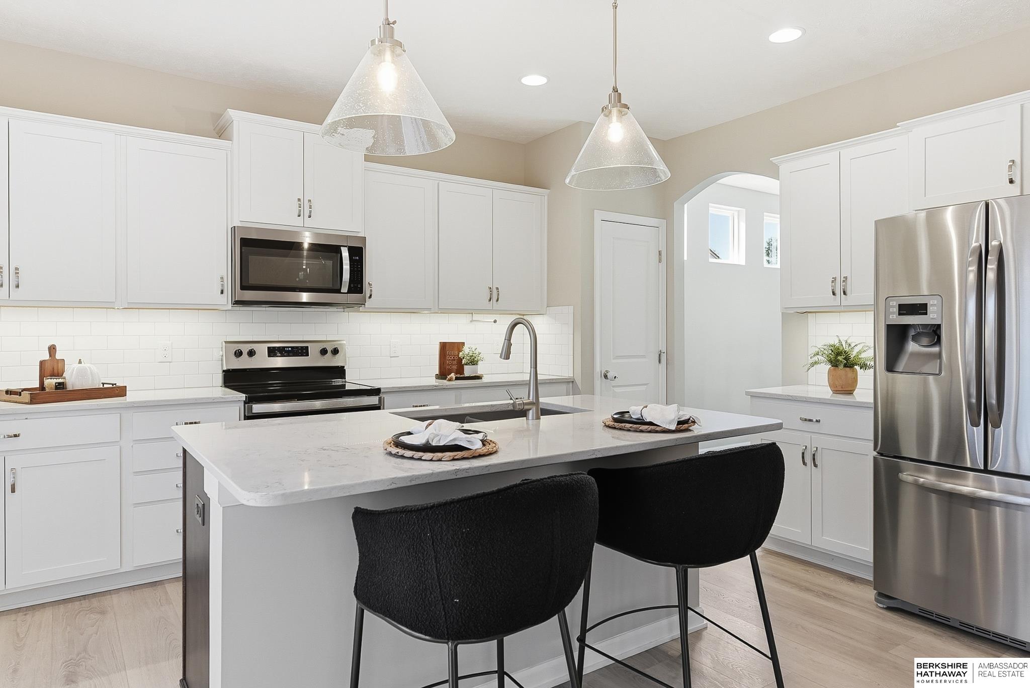 Bennington, Nebraska 68007, United States, 4 Bedrooms Bedrooms, ,2 BathroomsBathrooms,Residential,Active,237468