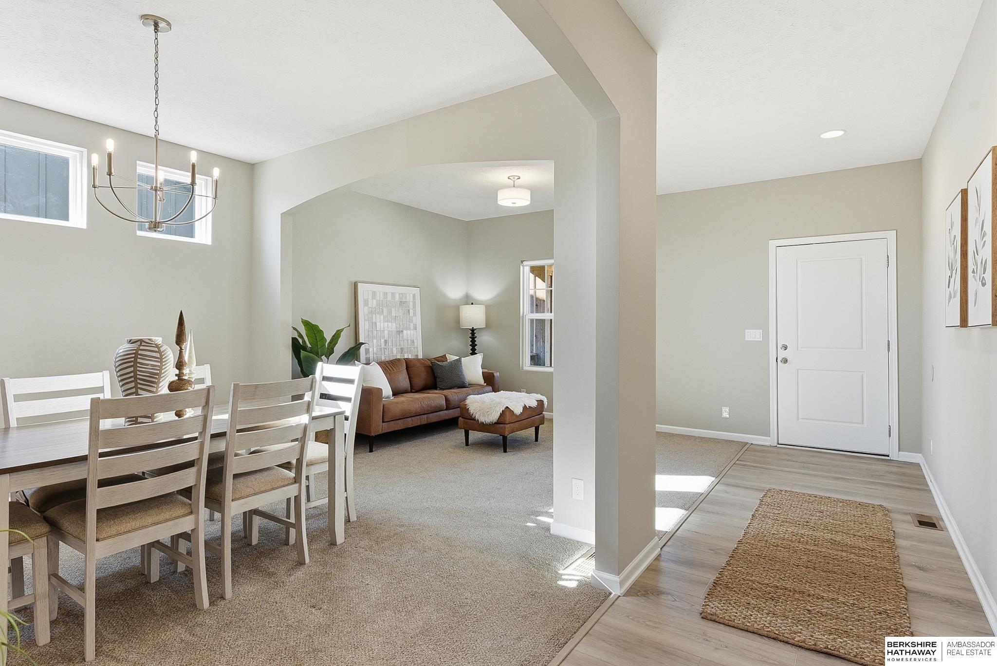 Bennington, Nebraska 68007, United States, 4 Bedrooms Bedrooms, ,2 BathroomsBathrooms,Residential,Active,237468