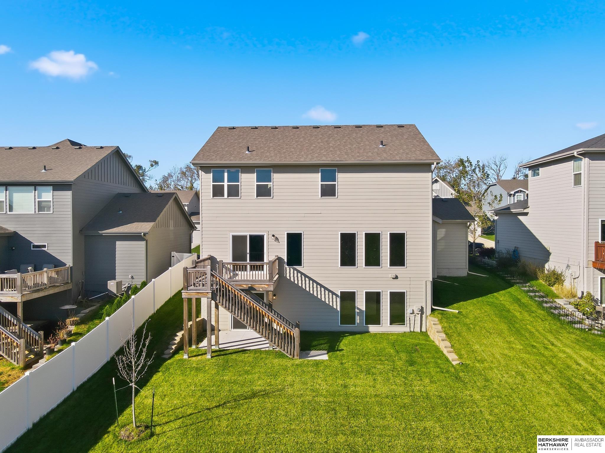 Bennington, Nebraska 68007, United States, 4 Bedrooms Bedrooms, ,2 BathroomsBathrooms,Residential,Active,237468