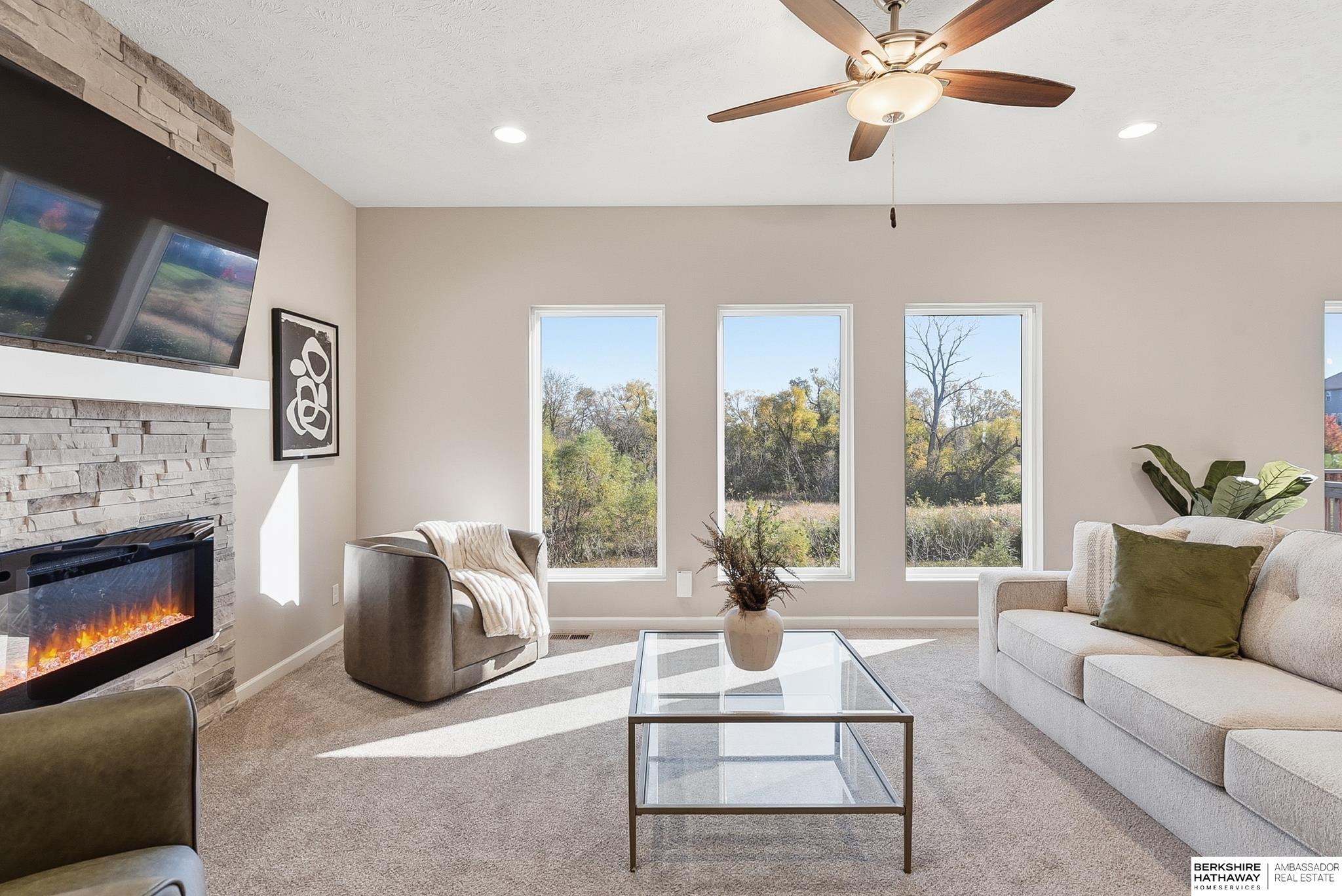 Bennington, Nebraska 68007, United States, 4 Bedrooms Bedrooms, ,2 BathroomsBathrooms,Residential,Active,237468