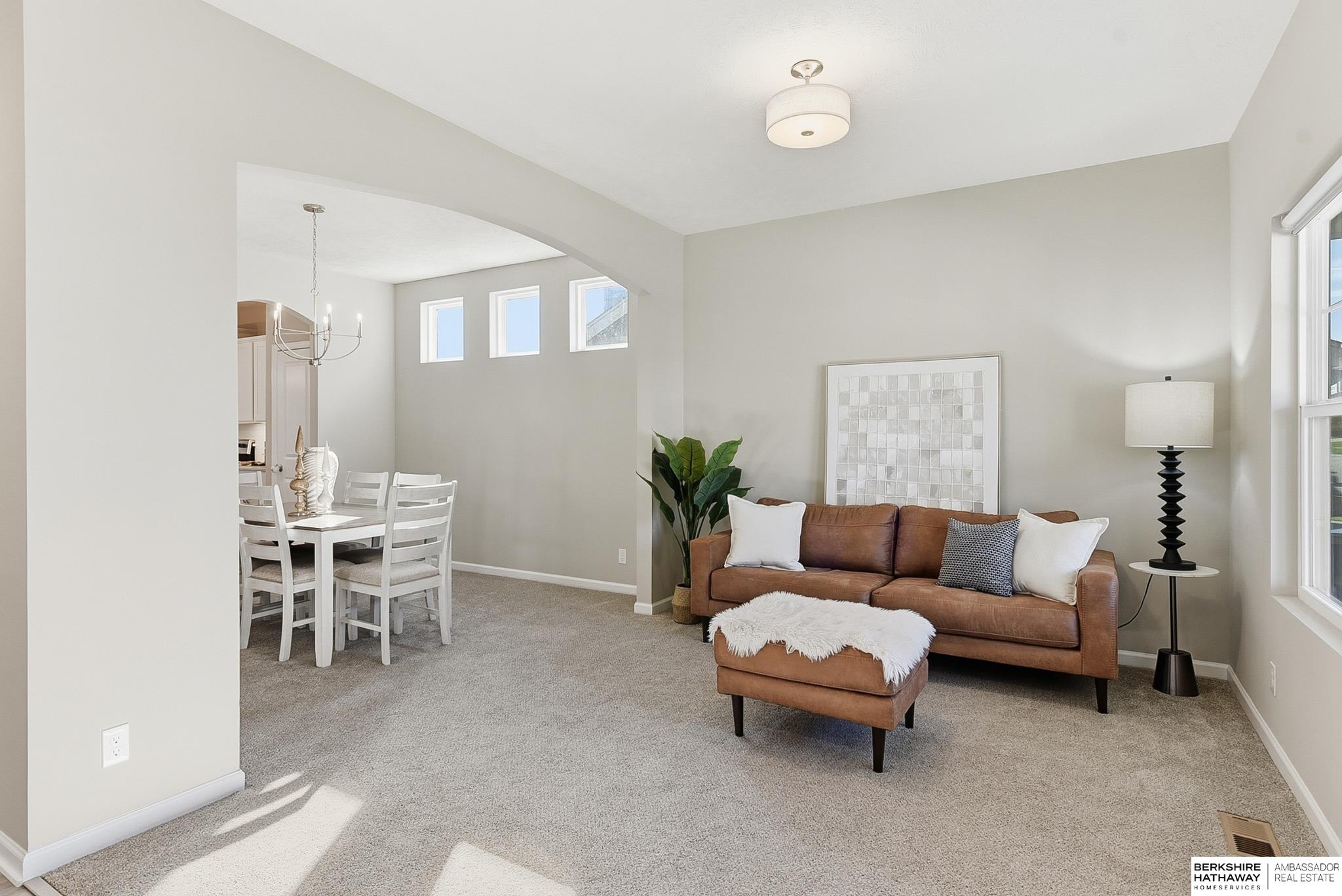 Bennington, Nebraska 68007, United States, 4 Bedrooms Bedrooms, ,2 BathroomsBathrooms,Residential,Active,237468