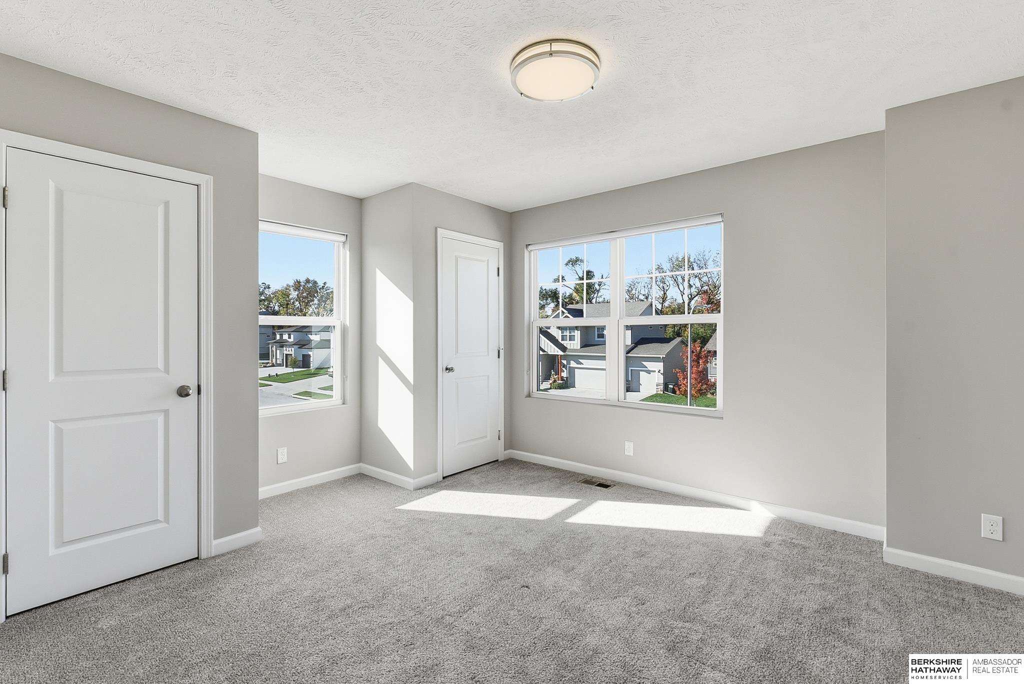 Bennington, Nebraska 68007, United States, 4 Bedrooms Bedrooms, ,2 BathroomsBathrooms,Residential,Active,237468