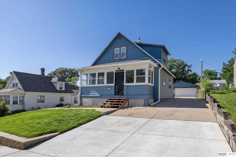 Photo of 6766 Maple Street, Omaha, NE 68104 (MLS # 22619795)