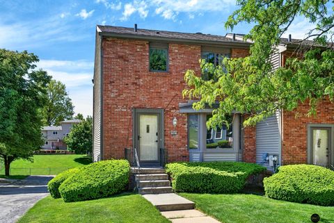 Photo of 5603 Grover Street, Omaha, NE 68106 (MLS # 22613636)