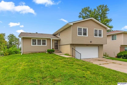 1720 N 106th St – Investment Home