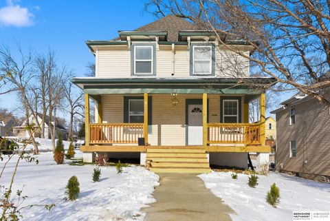 Photo of 4248 Burdette Street, Omaha, NE 68111 (MLS # 22614244)
