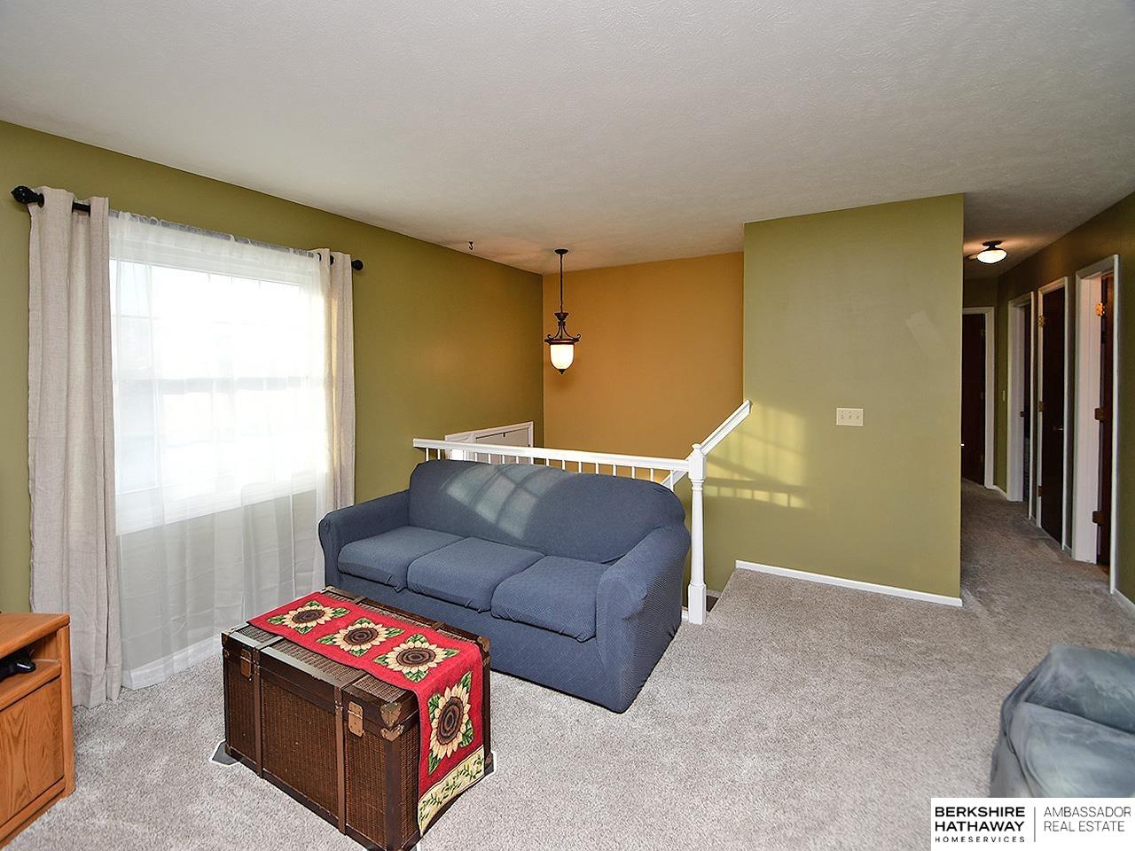 Omaha, Nebraska 68137, United States, 3 Bedrooms Bedrooms, ,2 BathroomsBathrooms,Residential,Active,252130
