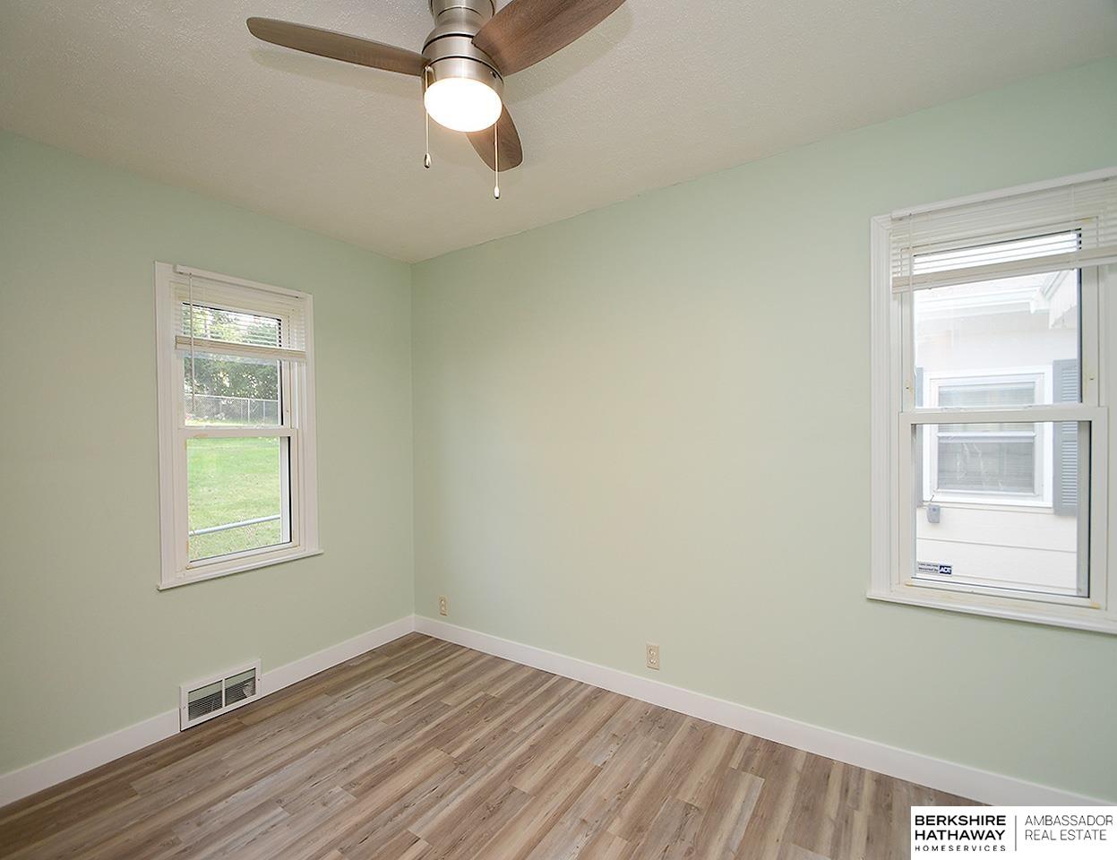 Omaha, Nebraska 68112, United States, 2 Bedrooms Bedrooms, ,1 BathroomBathrooms,Residential,Active,220667