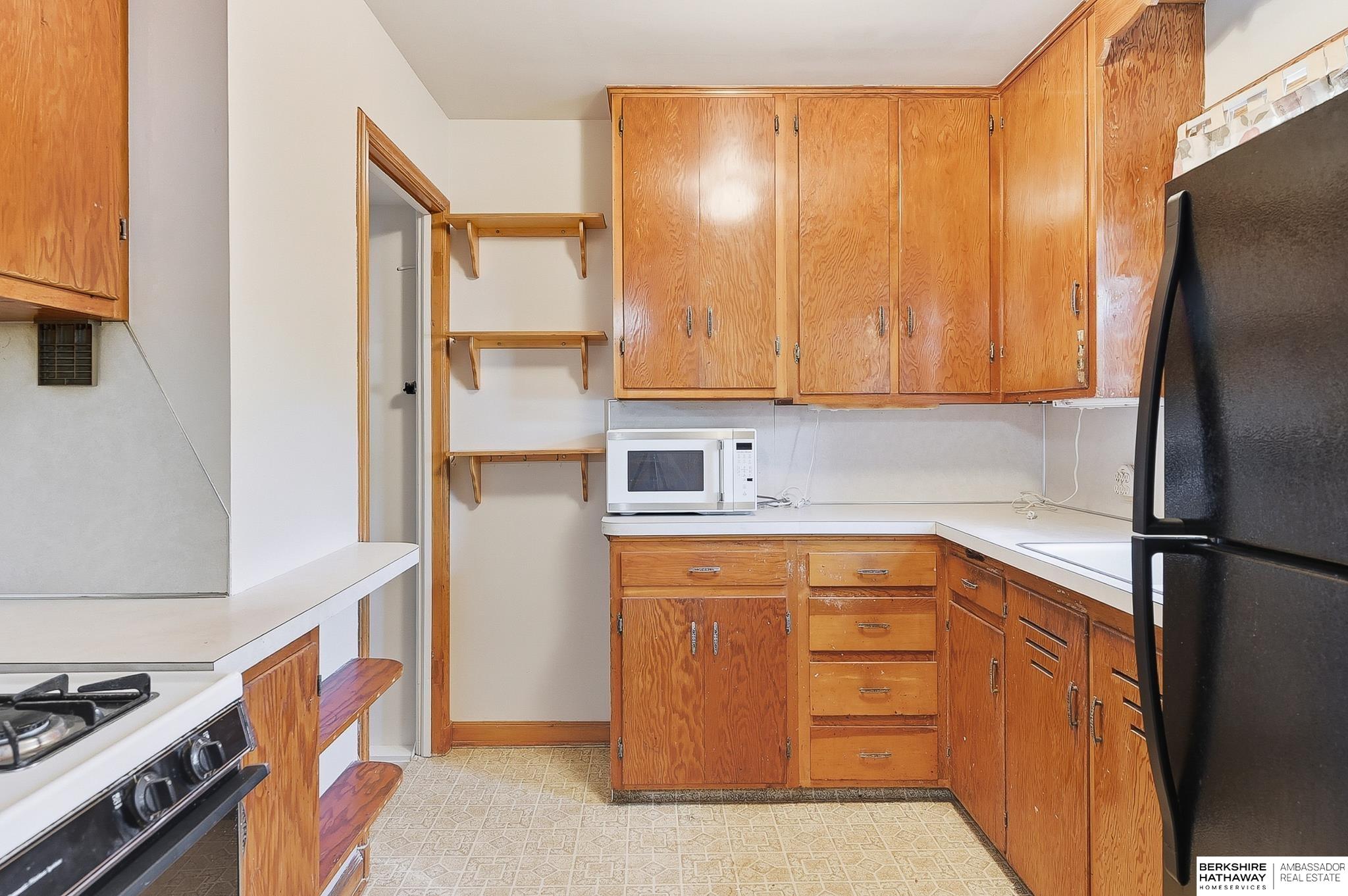 Omaha, Nebraska 68106, United States, 2 Bedrooms Bedrooms, ,1 BathroomBathrooms,Residential,Active,226192