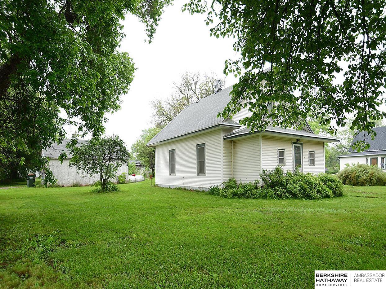 Dwight, Nebraska 68635, United States, 2 Bedrooms Bedrooms, ,1 BathroomBathrooms,Residential,Pending,140086