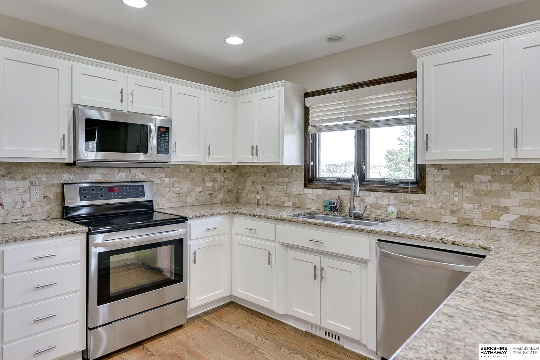 Omaha, Nebraska 68136, United States, 4 Bedrooms Bedrooms, ,3 BathroomsBathrooms,Residential,Active,125578