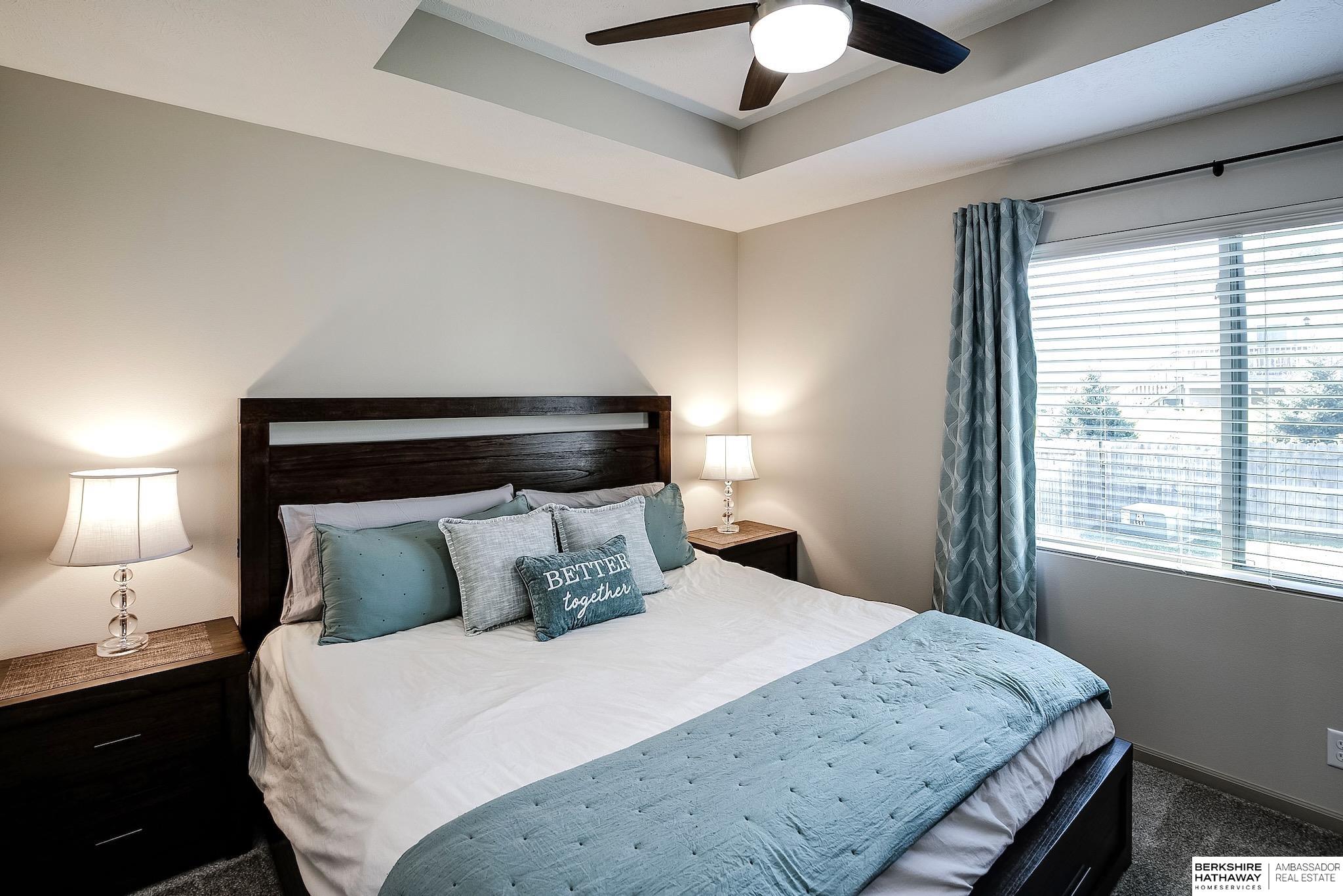 Omaha, Nebraska 68135, United States, 3 Bedrooms Bedrooms, ,2 BathroomsBathrooms,Residential,Pending,203599