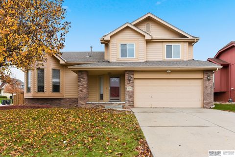 Photo of 10353 Redick Avenue, Omaha, NE 68134 (MLS # 22604739)