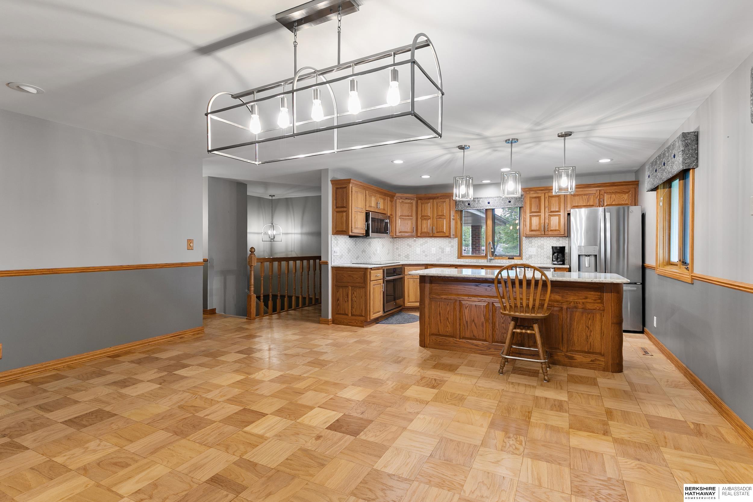 Lincoln, Nebraska 68505, United States, 3 Bedrooms Bedrooms, ,2 BathroomsBathrooms,Residential,Active,214992