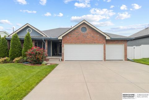 Photo of 11831 S 48th Street, Bellevue, NE 68133 (MLS # 22615097)