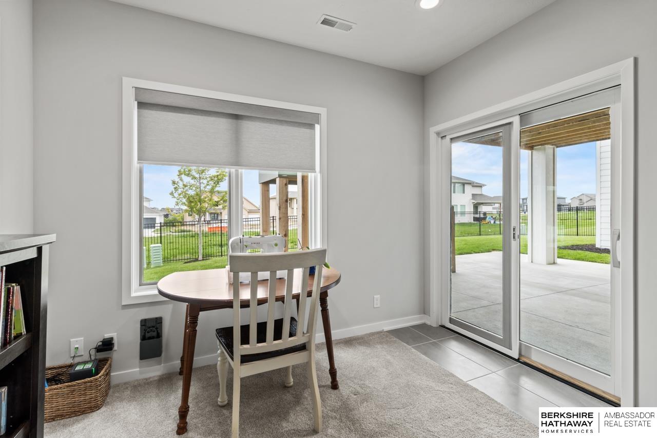 Omaha, Nebraska 68136, United States, 5 Bedrooms Bedrooms, ,3 BathroomsBathrooms,Residential,Active,139594