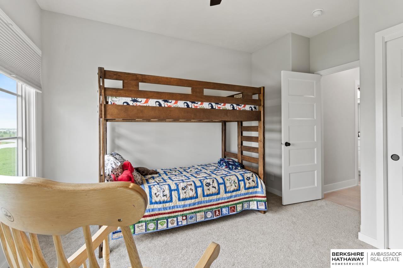 Omaha, Nebraska 68136, United States, 5 Bedrooms Bedrooms, ,3 BathroomsBathrooms,Residential,Active,139594