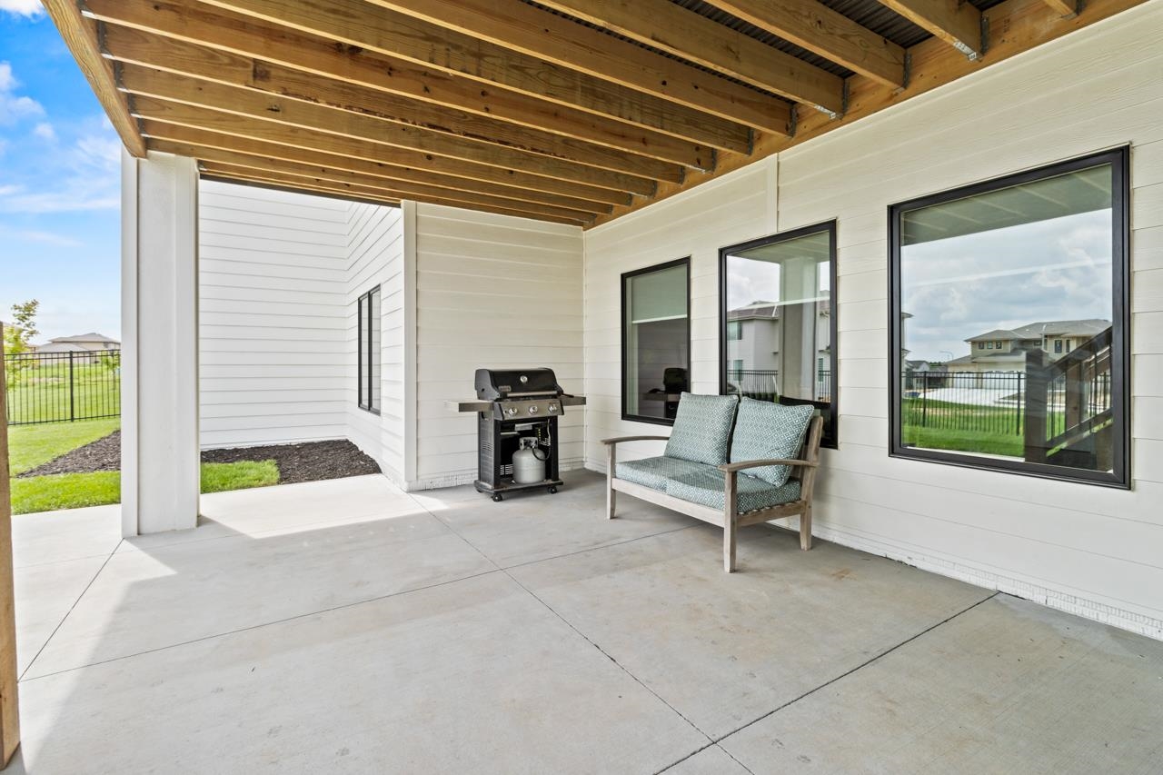 Omaha, Nebraska 68136, United States, 5 Bedrooms Bedrooms, ,3 BathroomsBathrooms,Residential,Active,139594