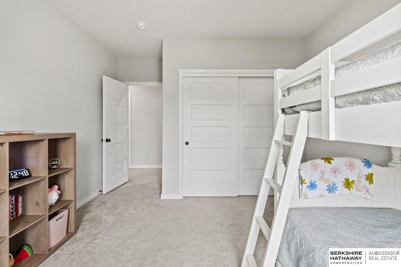 Omaha, Nebraska 68136, United States, 5 Bedrooms Bedrooms, ,3 BathroomsBathrooms,Residential,Active,139594