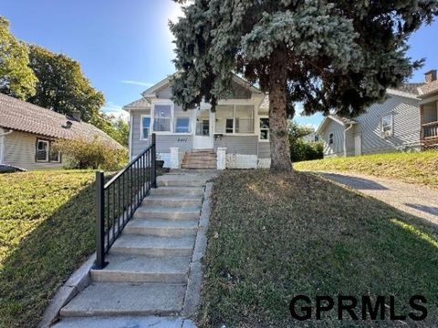 Photo of 4307 Binney Street, Omaha, NE 68111 (MLS # 22535349)