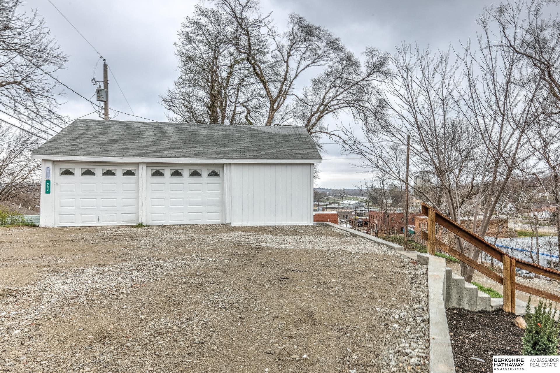 Louisville, Nebraska 68037, United States, 3 Bedrooms Bedrooms, ,1 BathroomBathrooms,Residential,Active,102551