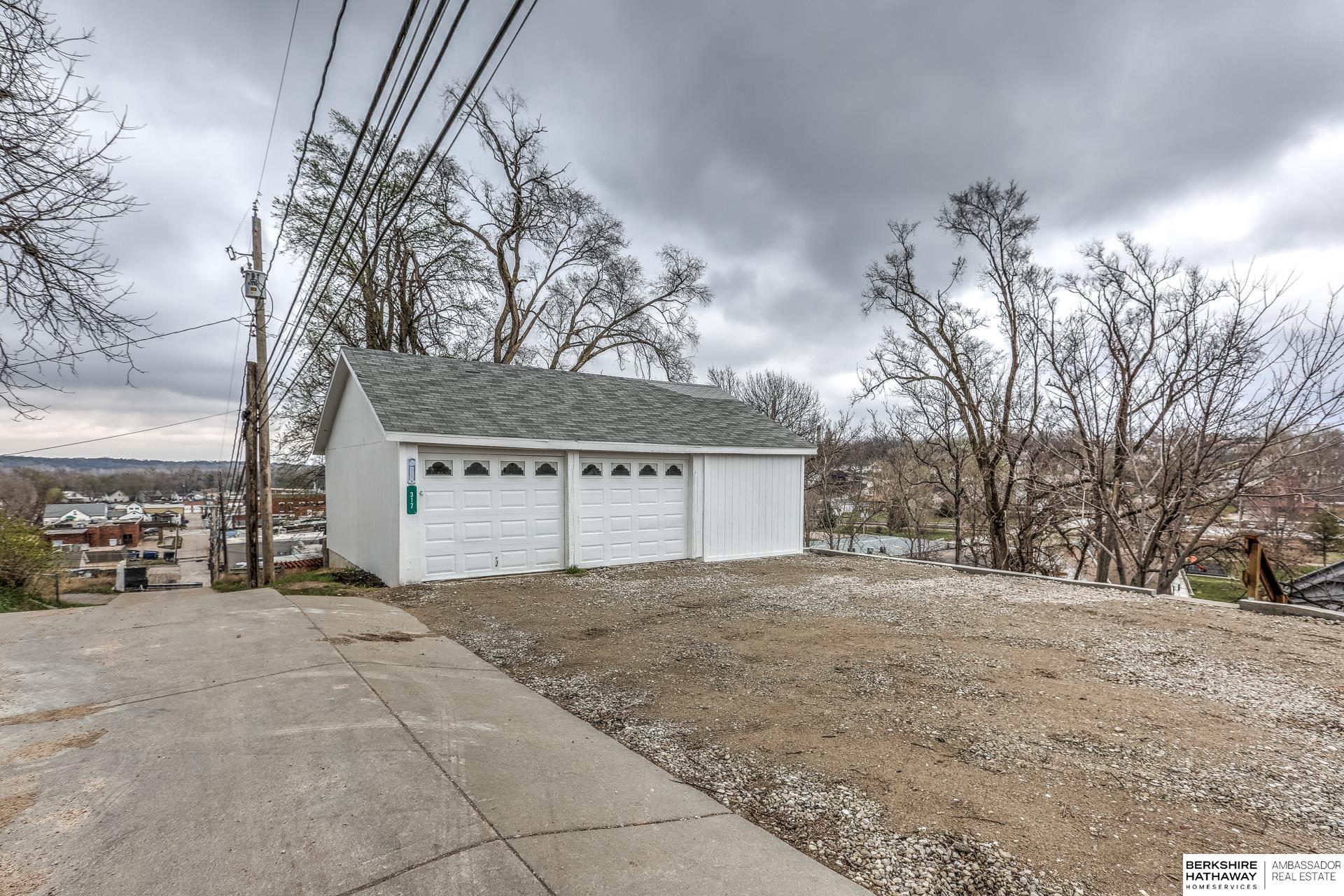 Louisville, Nebraska 68037, United States, 3 Bedrooms Bedrooms, ,1 BathroomBathrooms,Residential,Active,102551