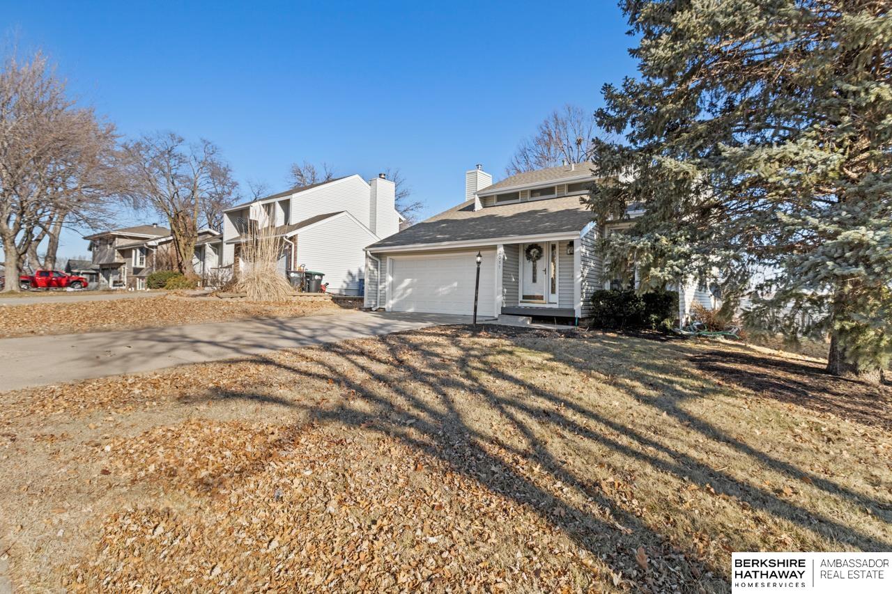 Omaha, Nebraska 68130, United States, 3 Bedrooms Bedrooms, ,2 BathroomsBathrooms,Residential,Pending,214926