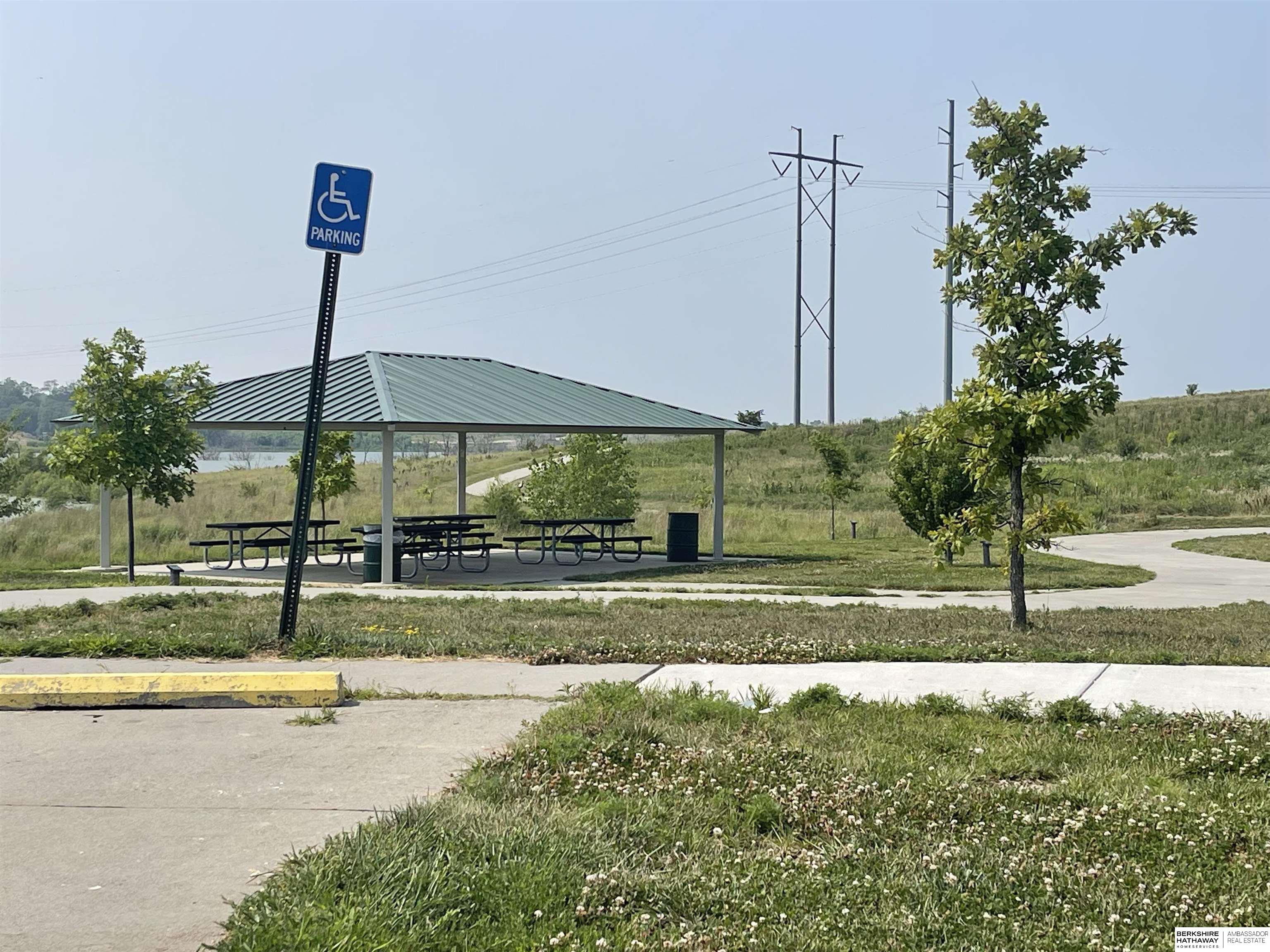 Omaha, Nebraska 68116, United States, 3 Bedrooms Bedrooms, ,2 BathroomsBathrooms,Residential,Active,23666