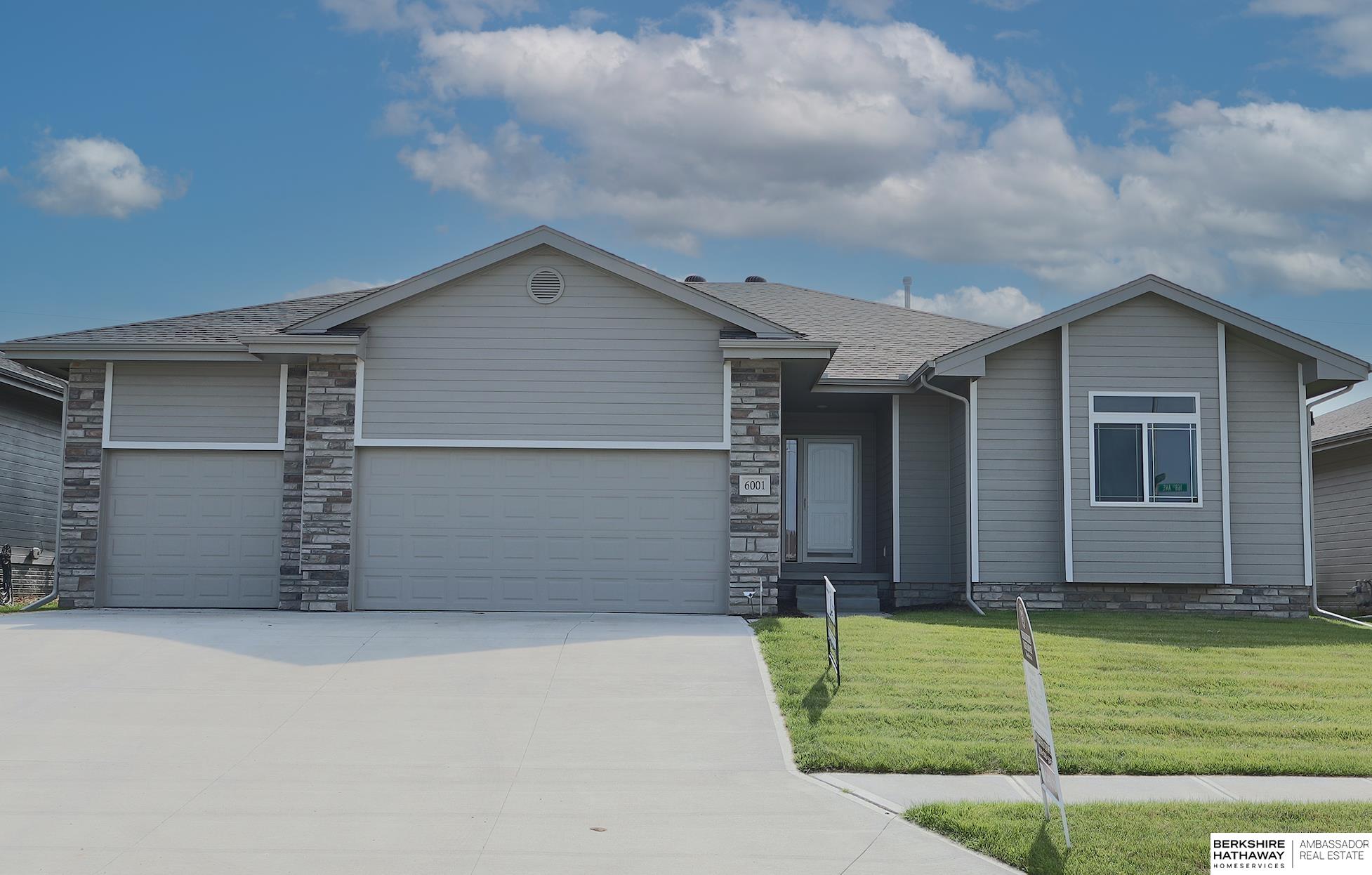 Omaha, Nebraska 68116, United States, 3 Bedrooms Bedrooms, ,2 BathroomsBathrooms,Residential,Active,23666