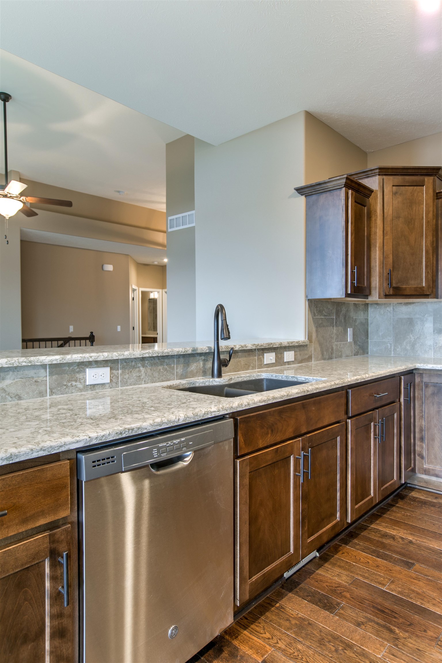 Omaha, Nebraska 68116, United States, 3 Bedrooms Bedrooms, ,2 BathroomsBathrooms,Residential,Active,23666