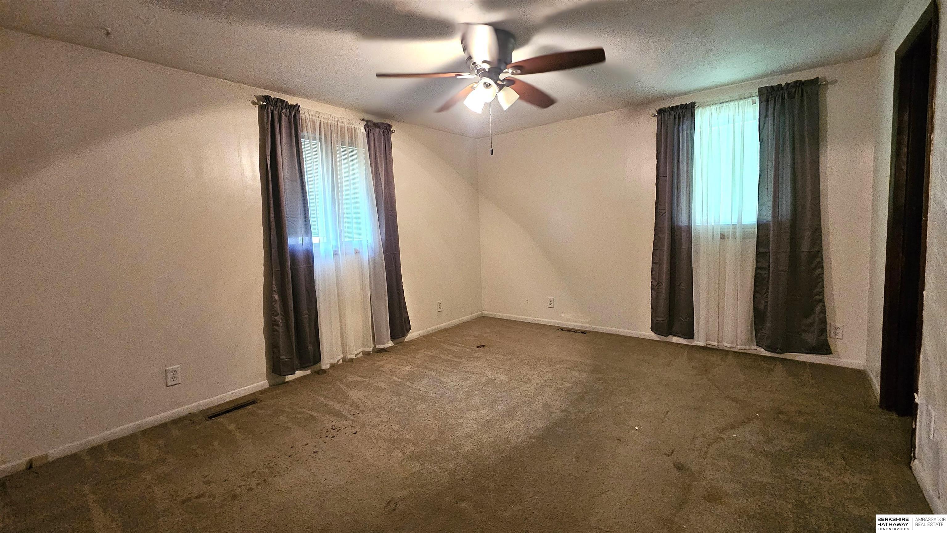 Wahoo, Nebraska 68066, United States, 4 Bedrooms Bedrooms, ,2 BathroomsBathrooms,Residential,Active,182384