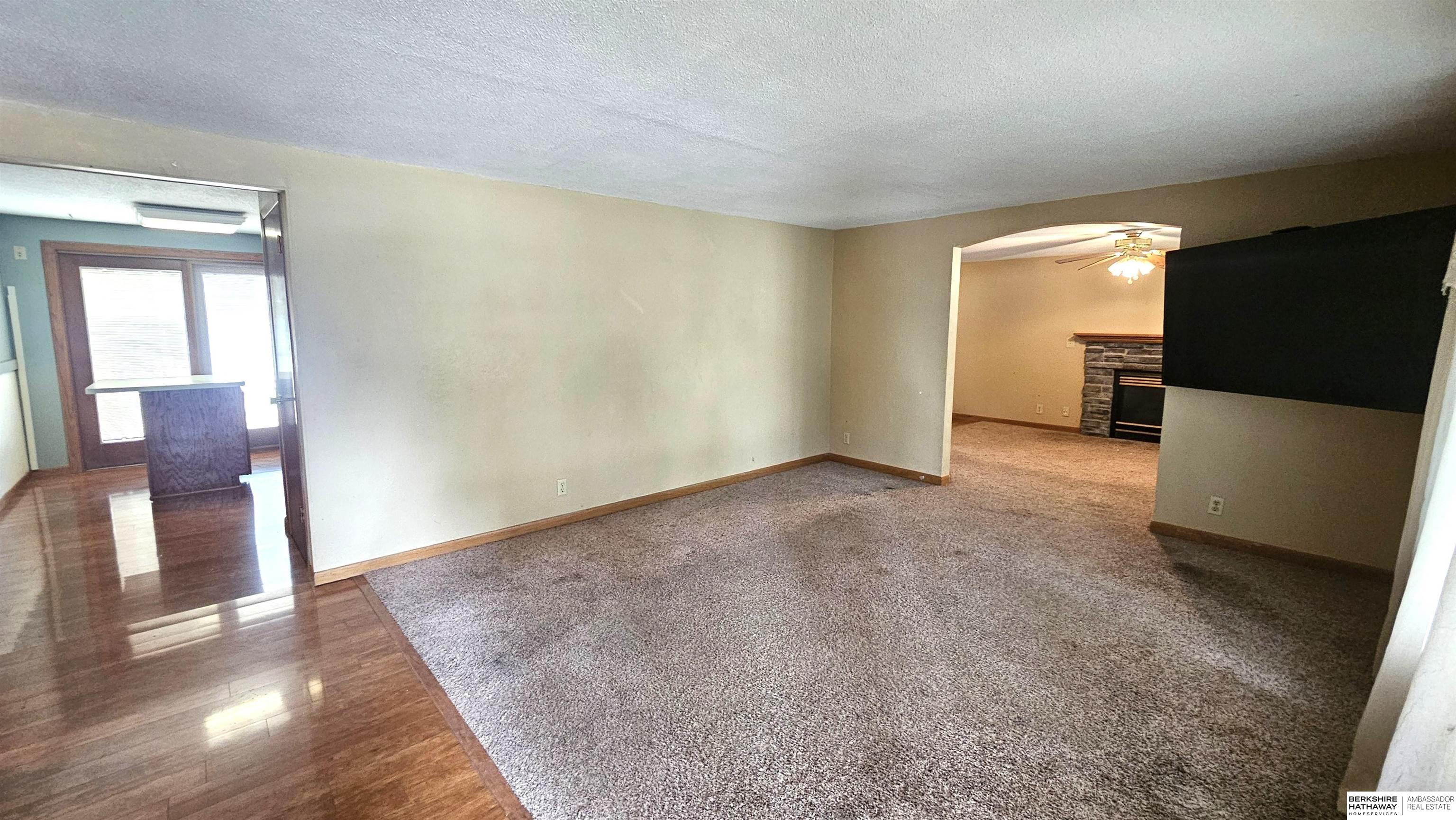 Wahoo, Nebraska 68066, United States, 4 Bedrooms Bedrooms, ,2 BathroomsBathrooms,Residential,Active,182384