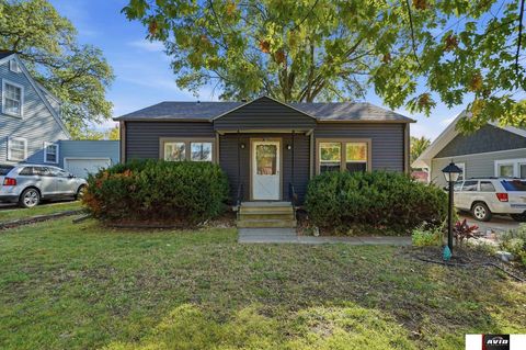 Photo of 3819 A Street, Lincoln, NE 68506 (MLS # 22532773)