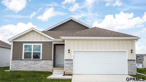 Photo of 12704 S 205th Avenue, Gretna, NE 68028 (MLS # 22601147)