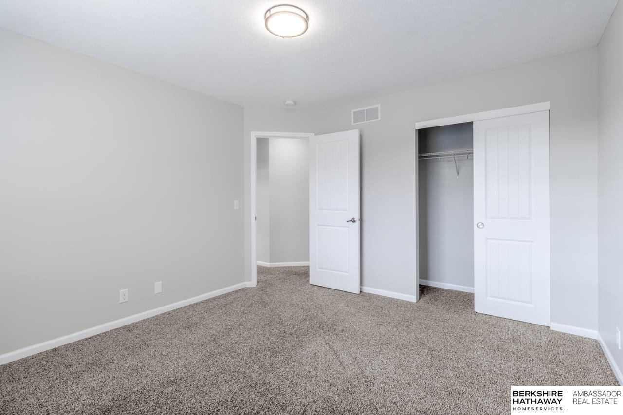 Bennington, Nebraska 68007, United States, 4 Bedrooms Bedrooms, ,3 BathroomsBathrooms,Residential,Active,249394