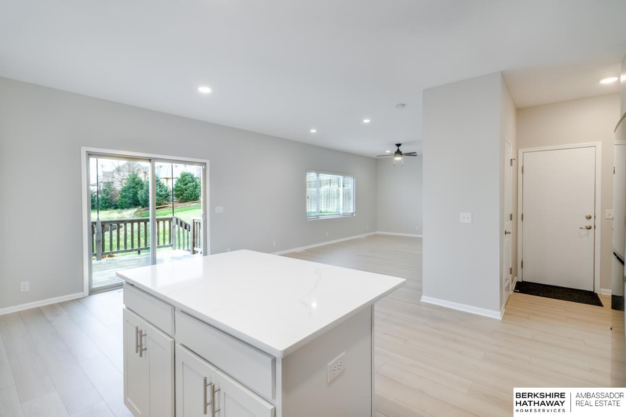 Bennington, Nebraska 68007, United States, 4 Bedrooms Bedrooms, ,3 BathroomsBathrooms,Residential,Active,249394