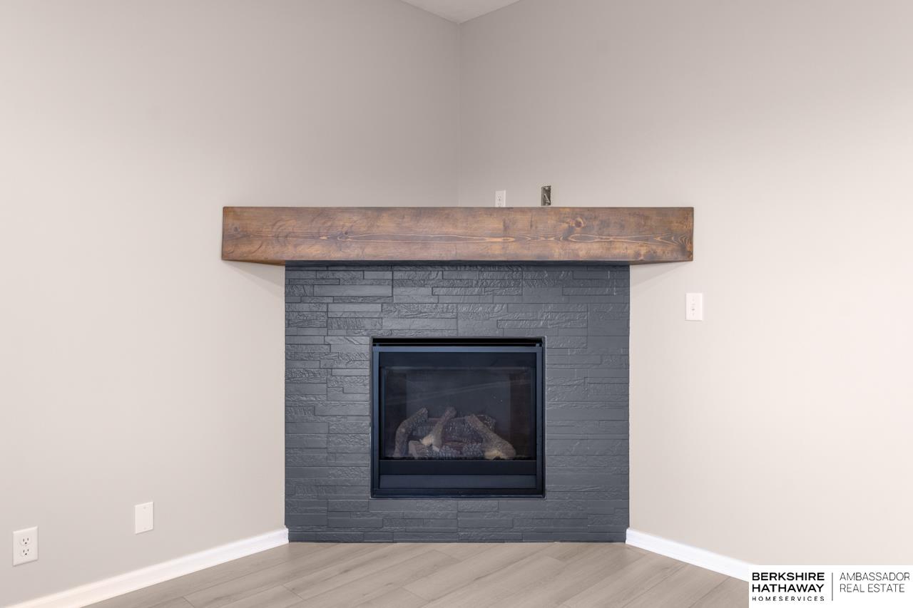 Bennington, Nebraska 68007, United States, 4 Bedrooms Bedrooms, ,3 BathroomsBathrooms,Residential,Active,249394