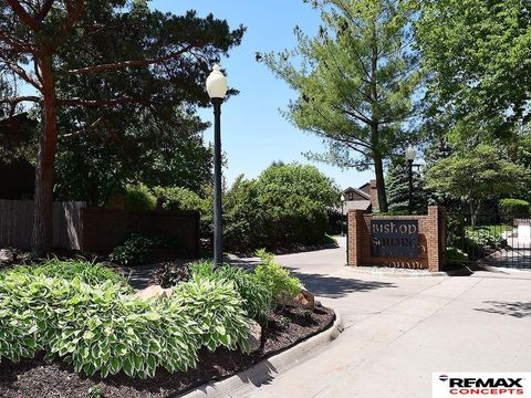 Photo of 2609 Bishop Lane #11, Lincoln, NE 68502 (MLS # 22613763)