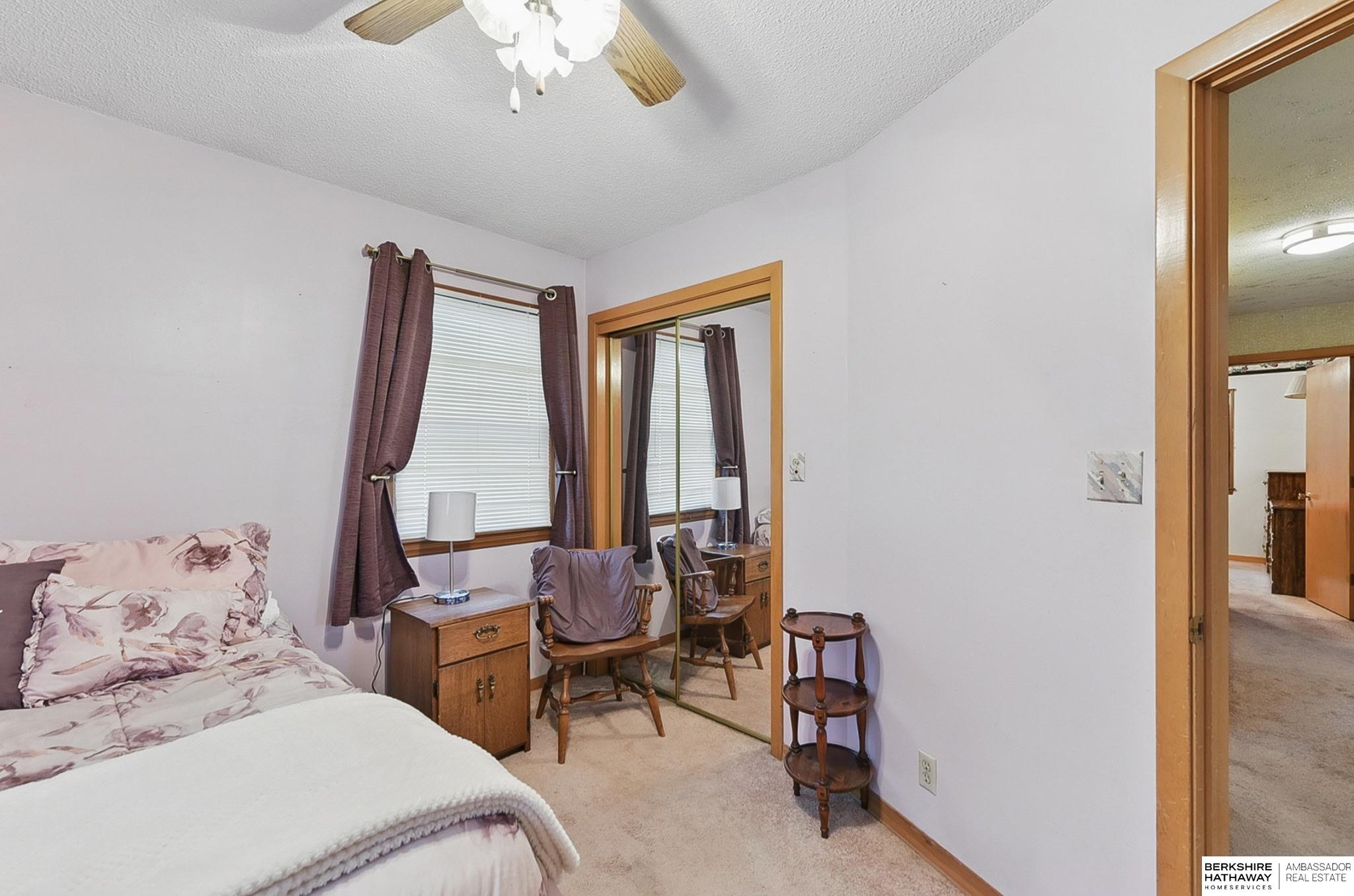 Council Bluffs, Iowa 51501, United States, 3 Bedrooms Bedrooms, ,2 BathroomsBathrooms,Residential,Pending,143042