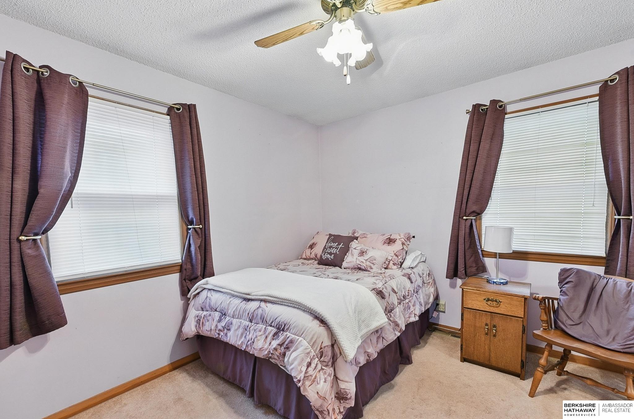 Council Bluffs, Iowa 51501, United States, 3 Bedrooms Bedrooms, ,2 BathroomsBathrooms,Residential,Pending,143042