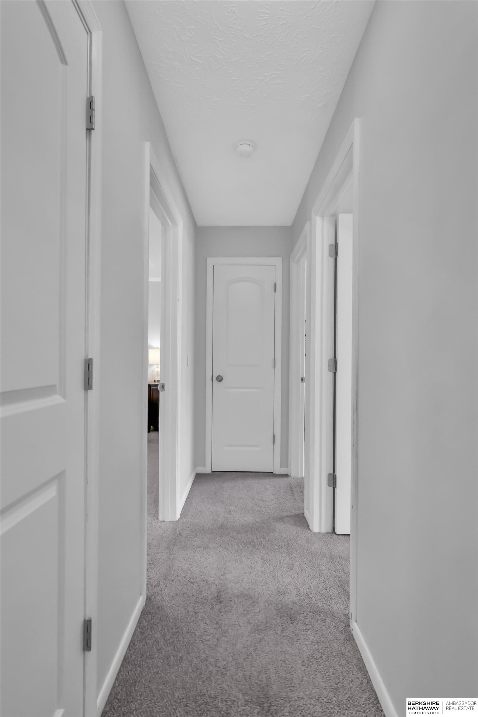 Omaha, Nebraska 68154, United States, 4 Bedrooms Bedrooms, ,2 BathroomsBathrooms,Residential,Pending,126081