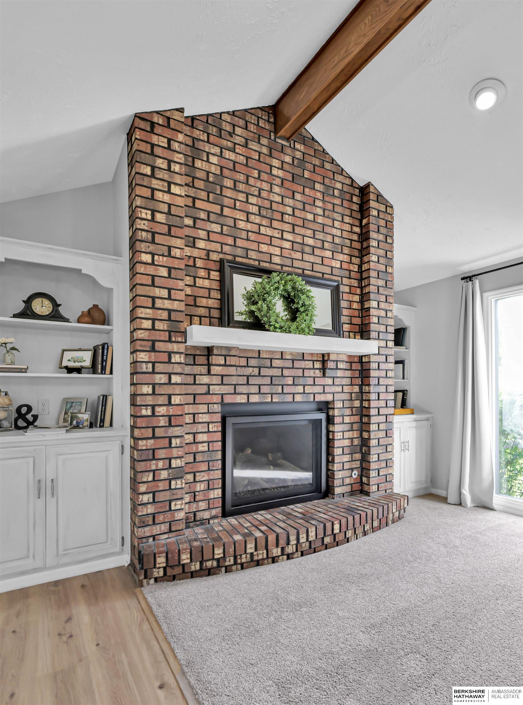 Omaha, Nebraska 68154, United States, 4 Bedrooms Bedrooms, ,2 BathroomsBathrooms,Residential,Pending,126081