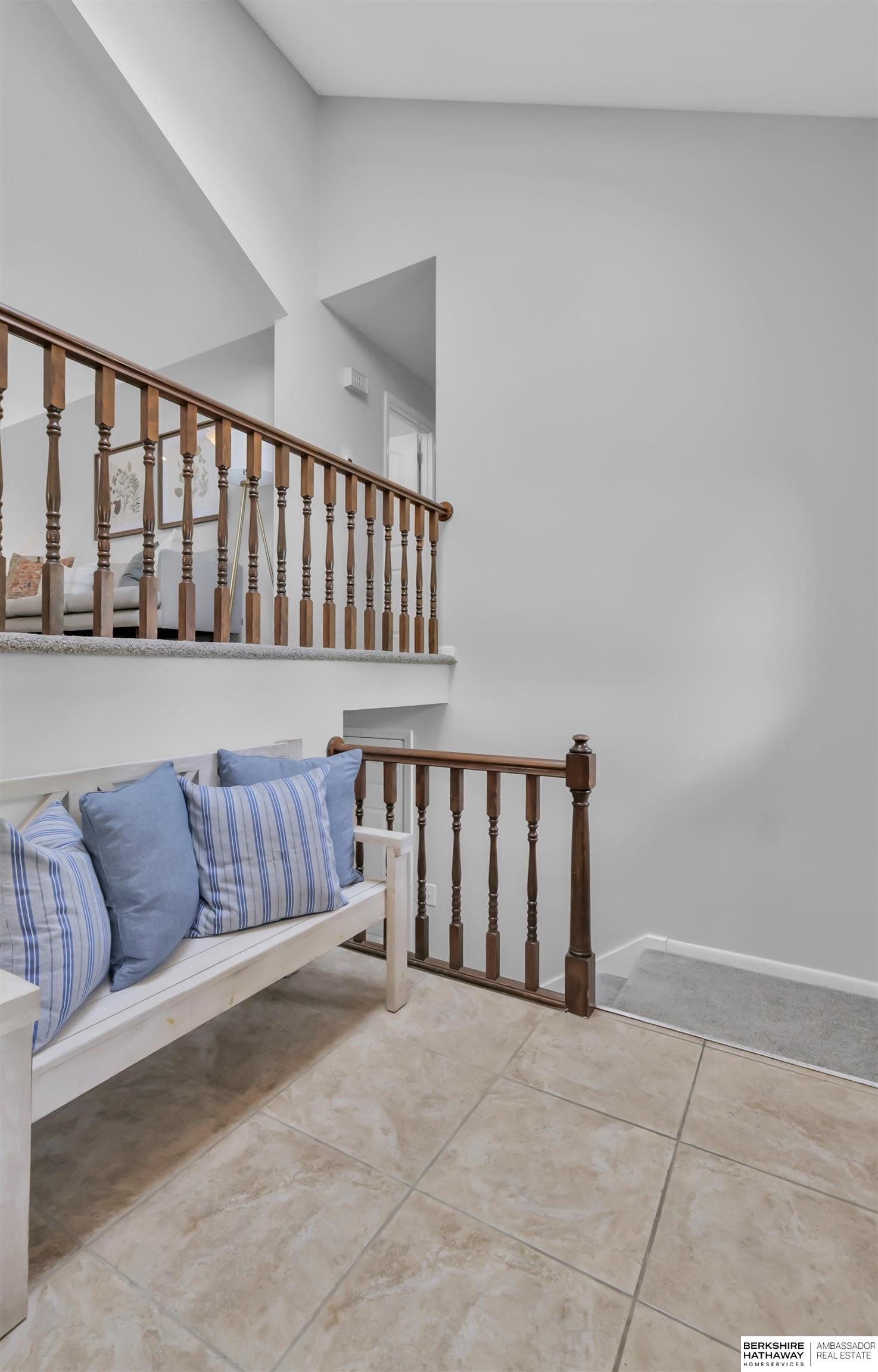 Omaha, Nebraska 68154, United States, 4 Bedrooms Bedrooms, ,2 BathroomsBathrooms,Residential,Pending,126081