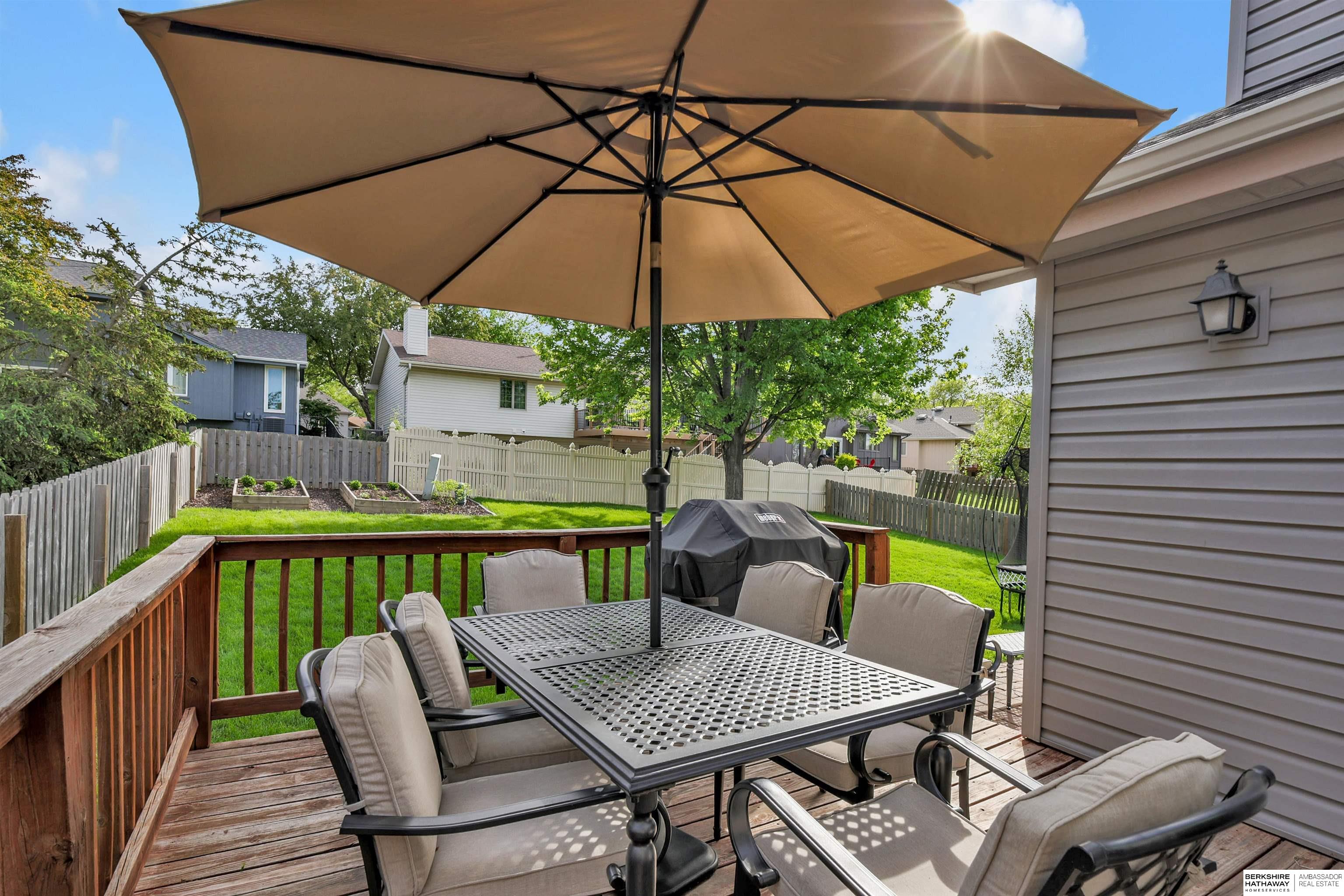 Omaha, Nebraska 68154, United States, 4 Bedrooms Bedrooms, ,2 BathroomsBathrooms,Residential,Pending,126081