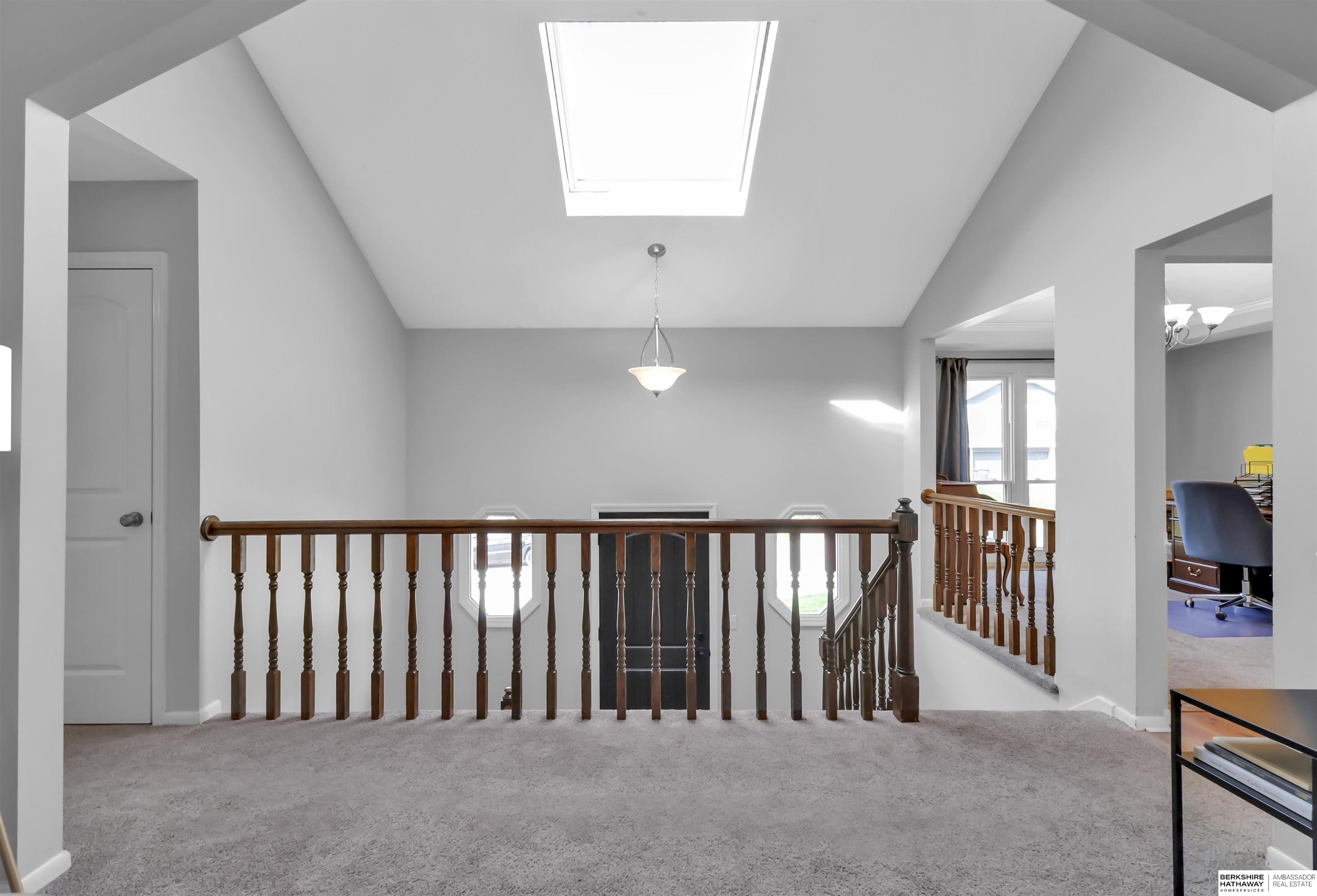 Omaha, Nebraska 68154, United States, 4 Bedrooms Bedrooms, ,2 BathroomsBathrooms,Residential,Pending,126081