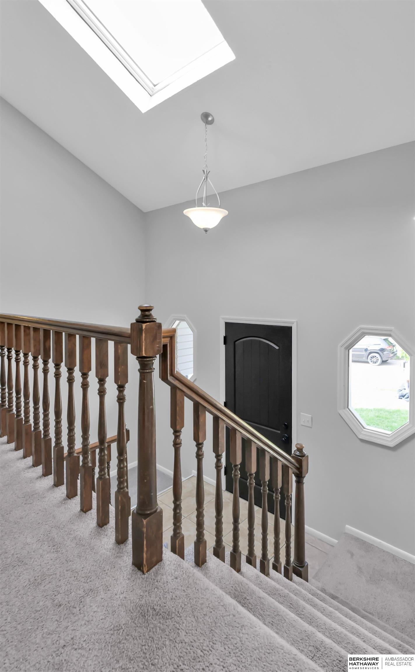 Omaha, Nebraska 68154, United States, 4 Bedrooms Bedrooms, ,2 BathroomsBathrooms,Residential,Pending,126081