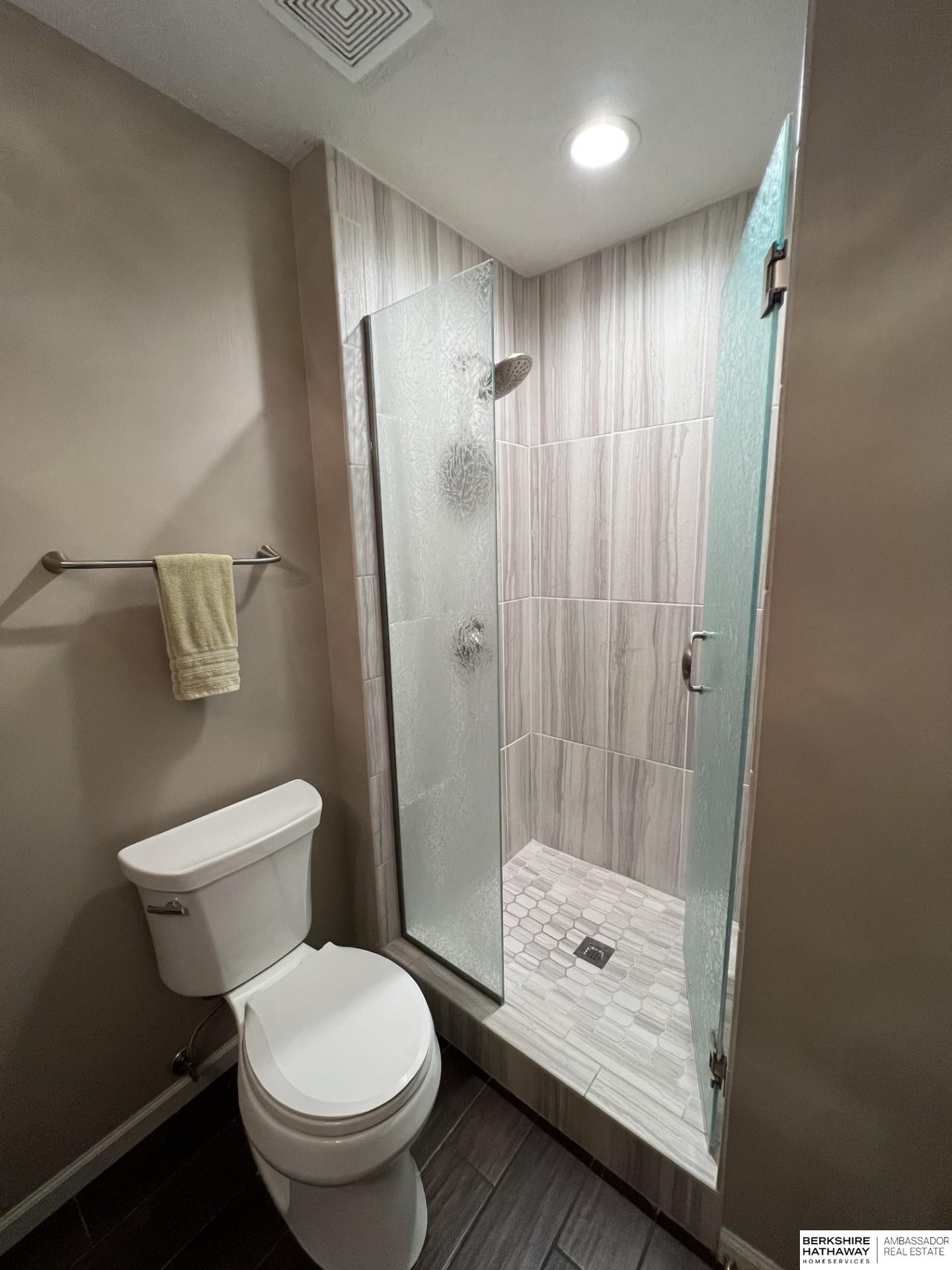 Omaha, Nebraska 68138, United States, 3 Bedrooms Bedrooms, ,2 BathroomsBathrooms,Residential,Active,205208