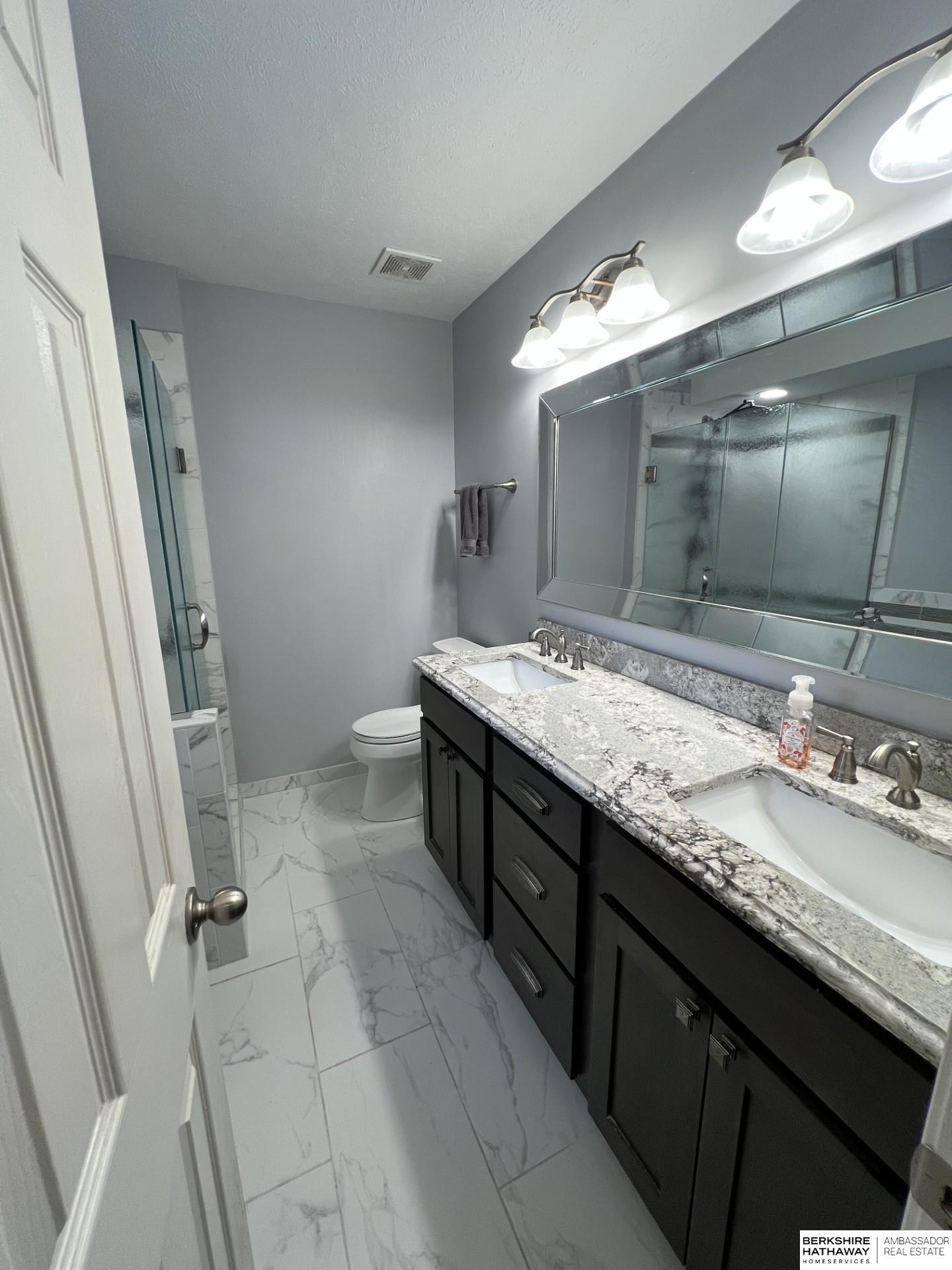 Omaha, Nebraska 68138, United States, 3 Bedrooms Bedrooms, ,2 BathroomsBathrooms,Residential,Active,205208