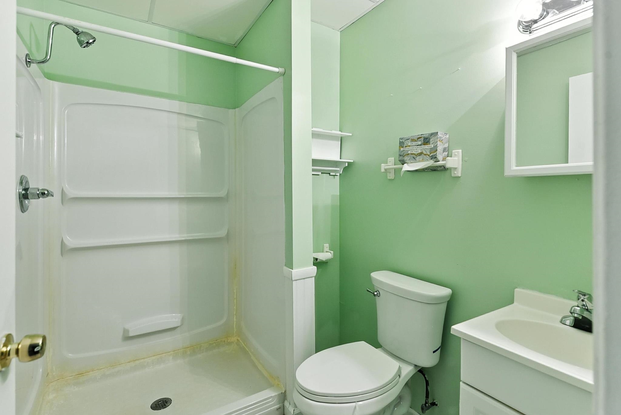 Omaha, Nebraska 68116, United States, 4 Bedrooms Bedrooms, ,3 BathroomsBathrooms,Residential,Pending,155159